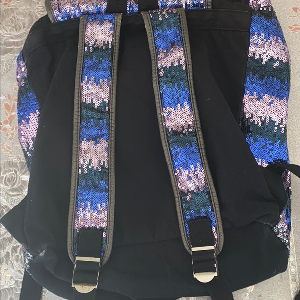 Backpack - Picture 3 of 3